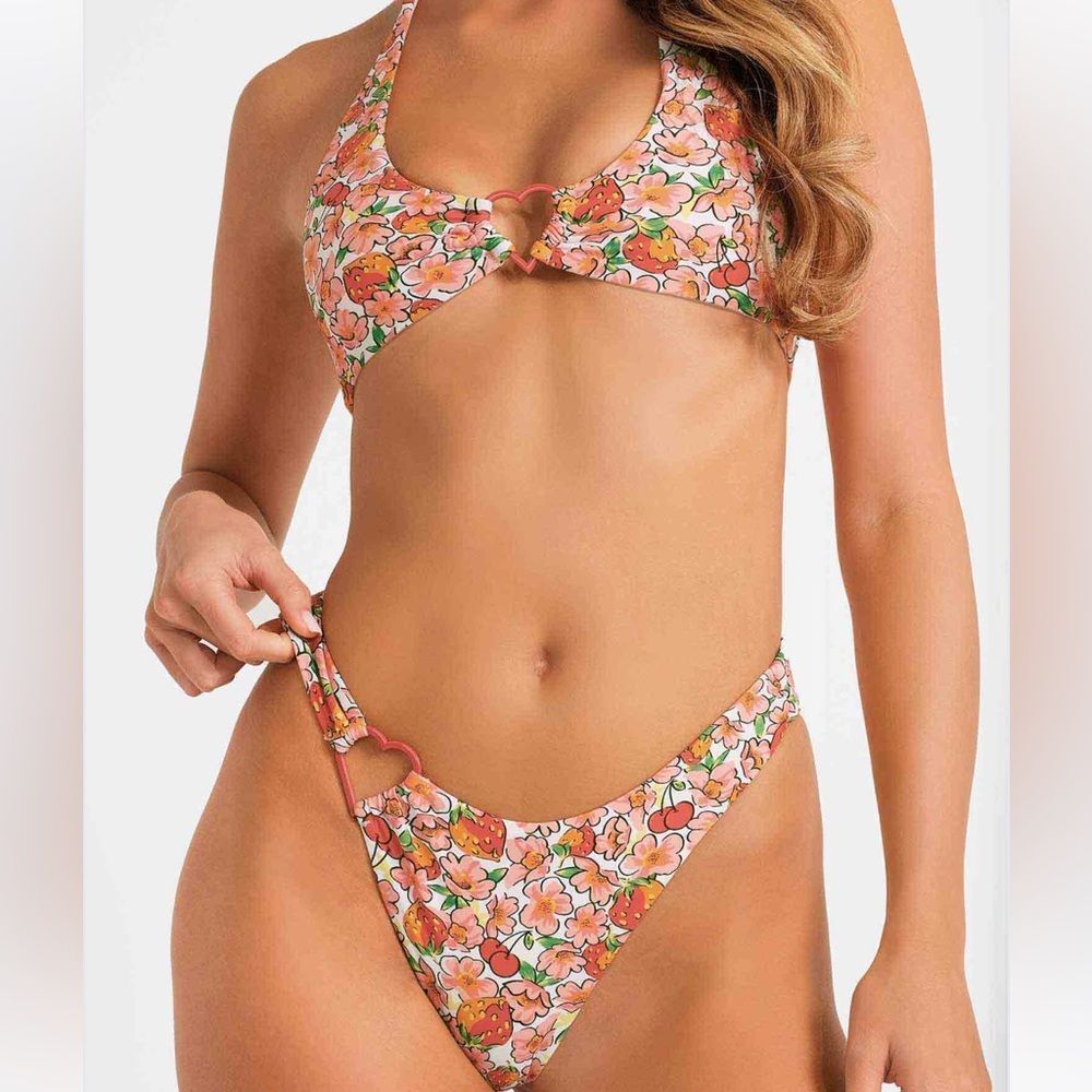 NWT Blackbough berry cherry Thea Asymmetrical cheeky Bikini Bottom